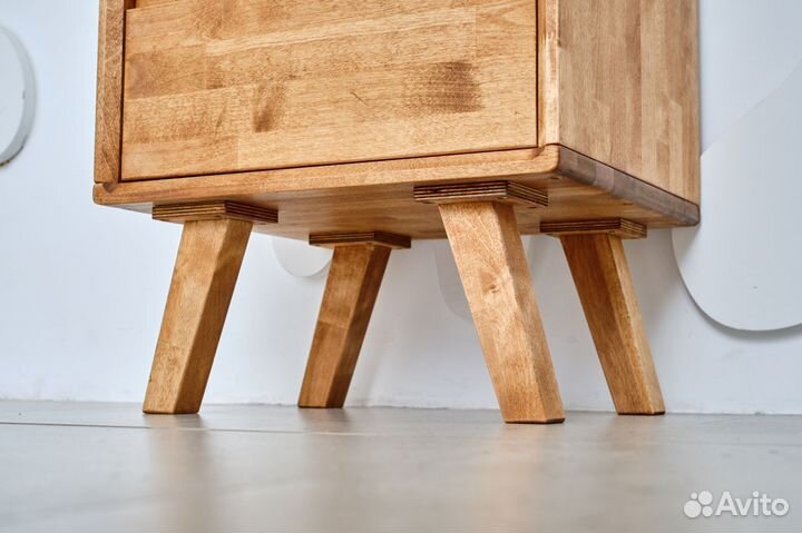 Тумба прикроватная деревянная Fusion ручки фрезы