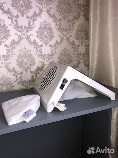 Пылесос для маникюра MAX ultimate 7