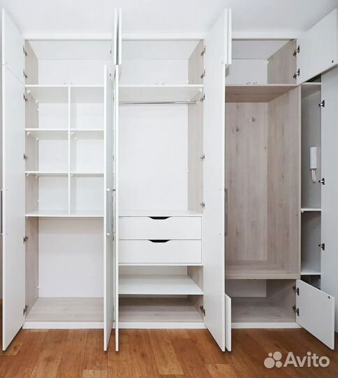 Шкаф распашной