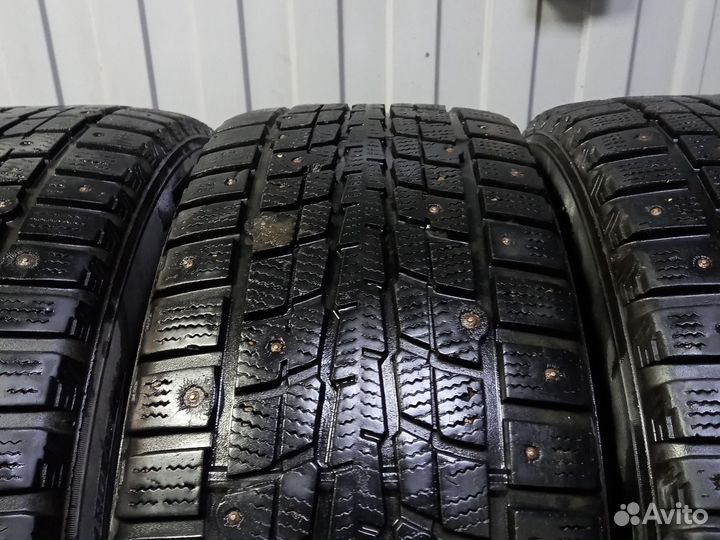 Dunlop SP Winter Ice 07 225/55 R18 98T