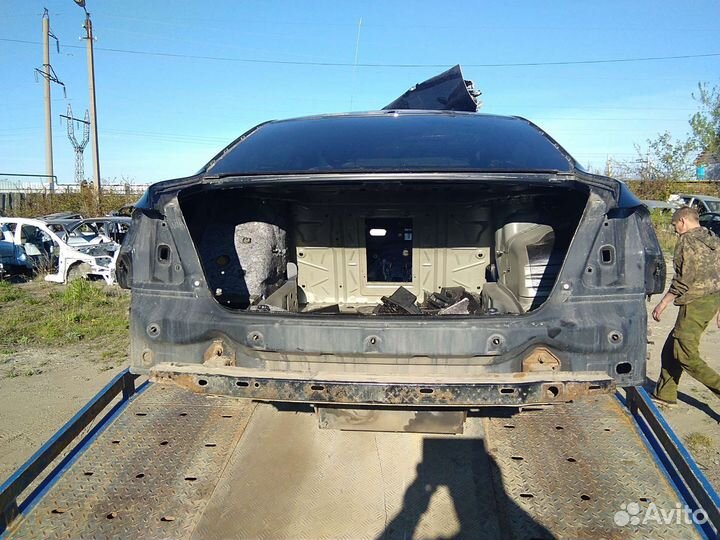 Продам заднюю часть кузова Бмв730D 2013года