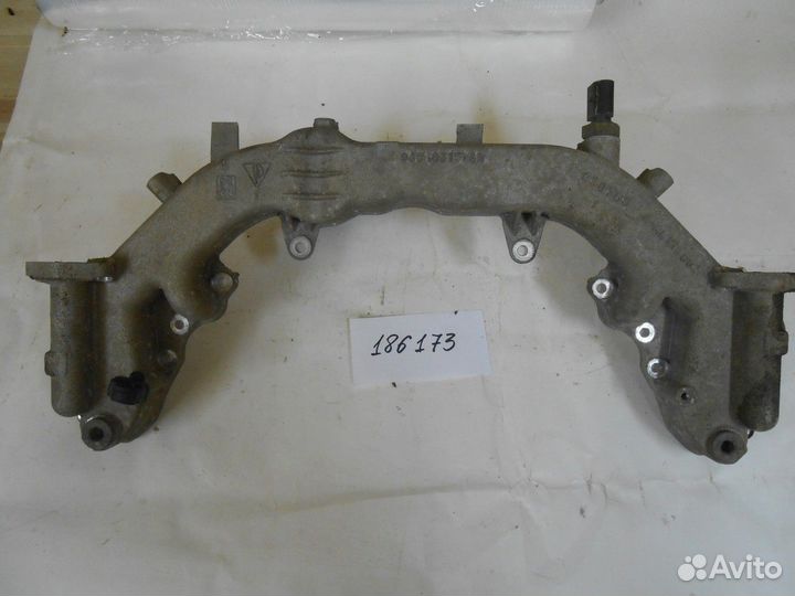 Фланец двигателя системы охлаждения