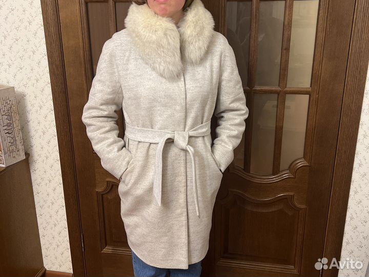 Пальто женское утеплённое 44 р-р