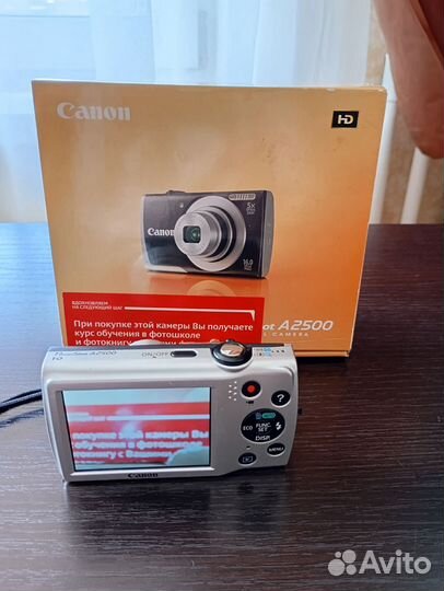 Цифровая камера Canon a2500