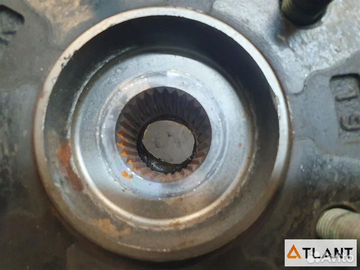 Ступица передняя правая mazda axela