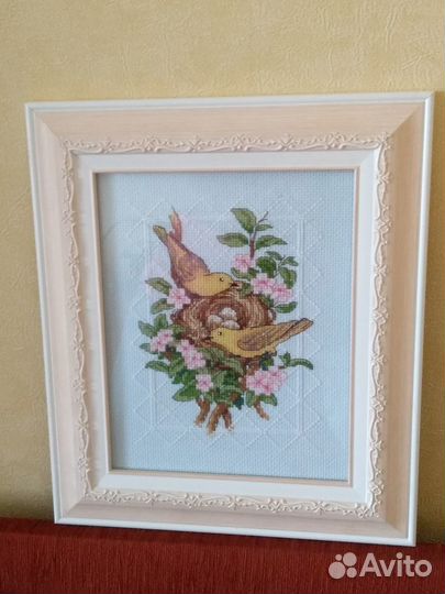 Картина вышитая