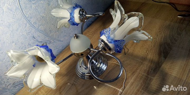 Люстра небольшая звоните после после двух