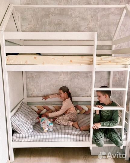 Кровать для девочки подростка / детская кроватка