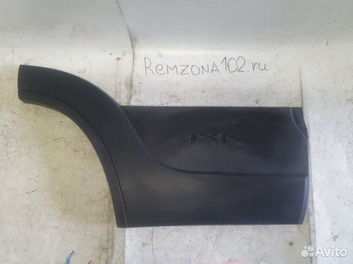 Накладка двери задняя правая Chevrolet Niva