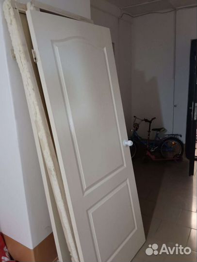 Дверь межкомнатная 800 с коробкой бу