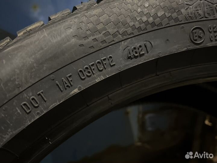 Continental ContiWinterContact TS 860S 315/35 R22 111V