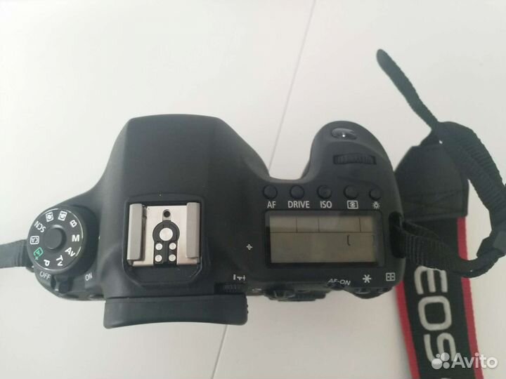 Зеркальный фотоаппарат canon 6d