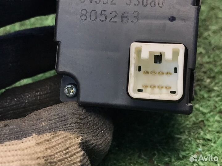 Кнопка аварийной сигнализации Toyota Camry XV40