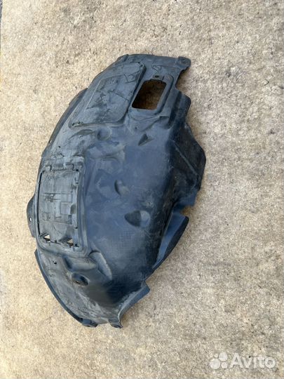Bmw f30 передний левый подкрылок 51717260727