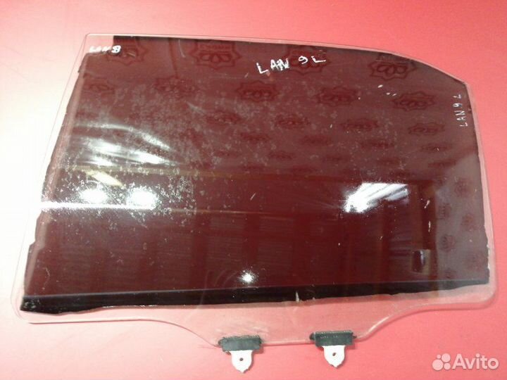 Стекло двери заднее левое Mitsubishi Lancer