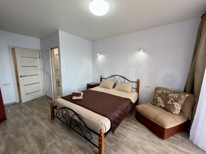 2-к. квартира, 55 м², 2/4 эт.