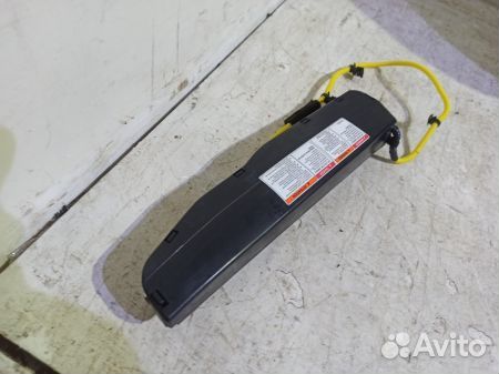 Подушка безопасности в сиденье переднее