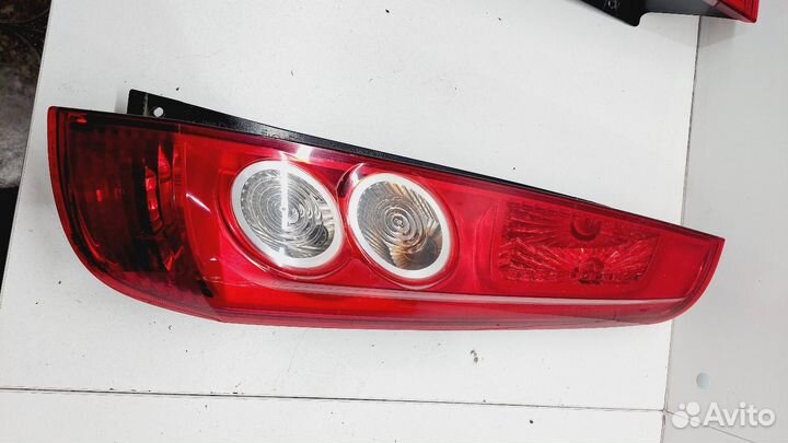 Фонарь задний правый для Ford Fiesta