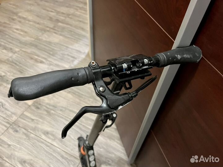 Самокат взрослый складной бу в хорошем состоянии