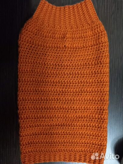 Диван, лежанки и одежда для кошек новая