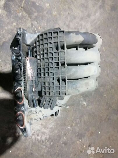 Коллектор впускной Volkswagen Polo, 2012