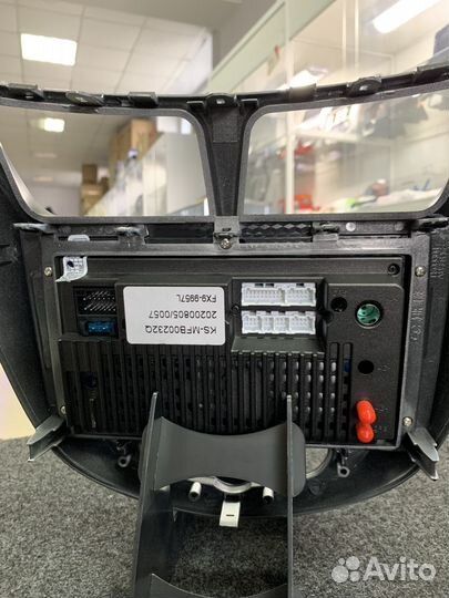 Штатная магнитола Solaris Wide Media MT9027PK