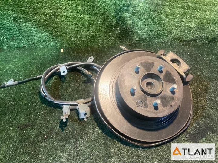 Ступица задняя левая nissan serena