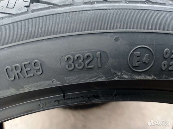 Continental ContiVikingContact 7 255/35 R19 96T