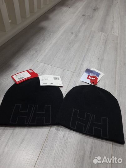 Мужская шапка helly hansen