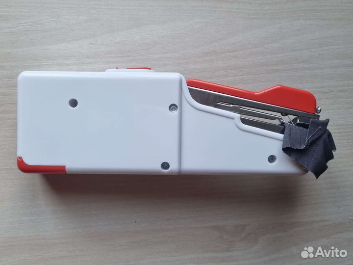 Швейная машинка ручная