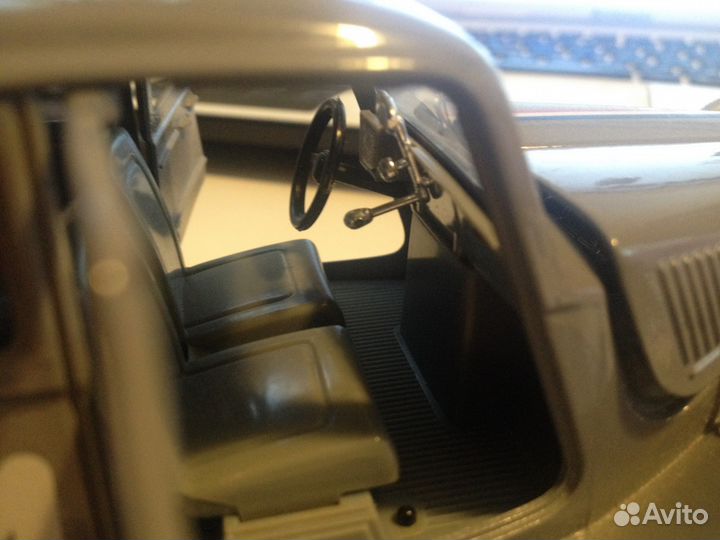 Citroen 15cv TA (1938) 1:24