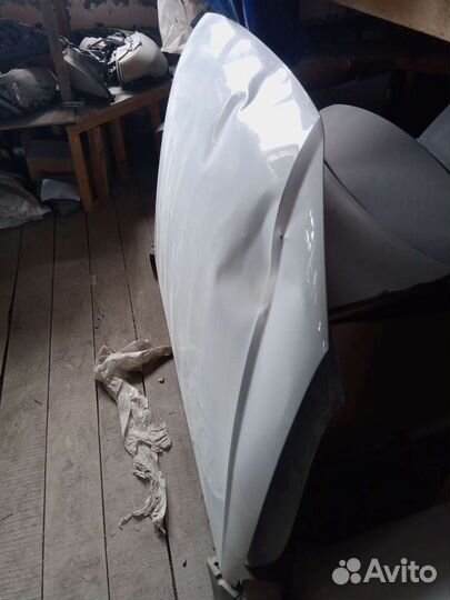 Volkswagen polo седан рус капот