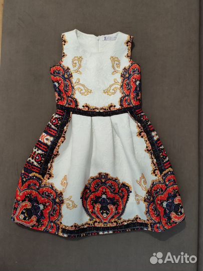 Платье на девочку 134 размер