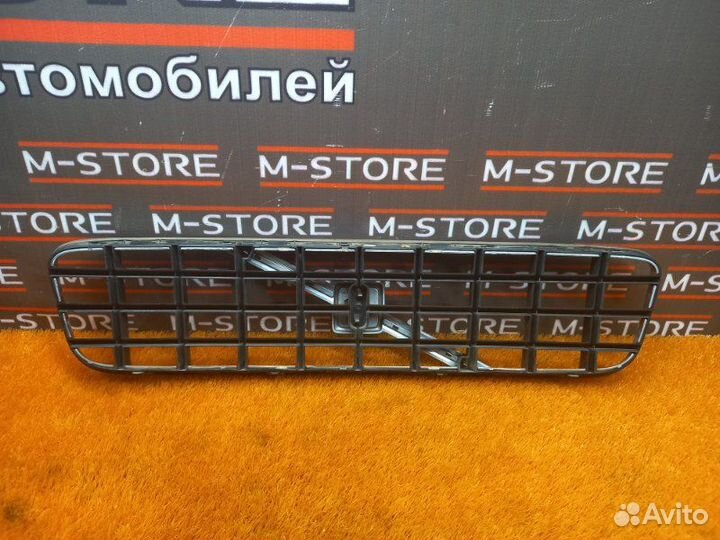 Решетка капота Volvo Xc90 C59 B5254T2 2006