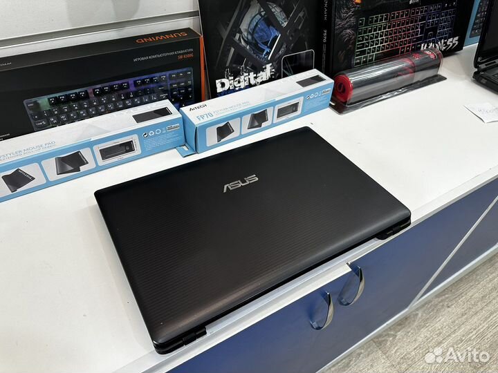 Ноутбук Asus