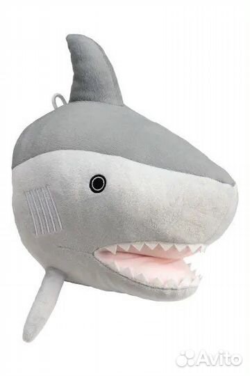 Акула на стену