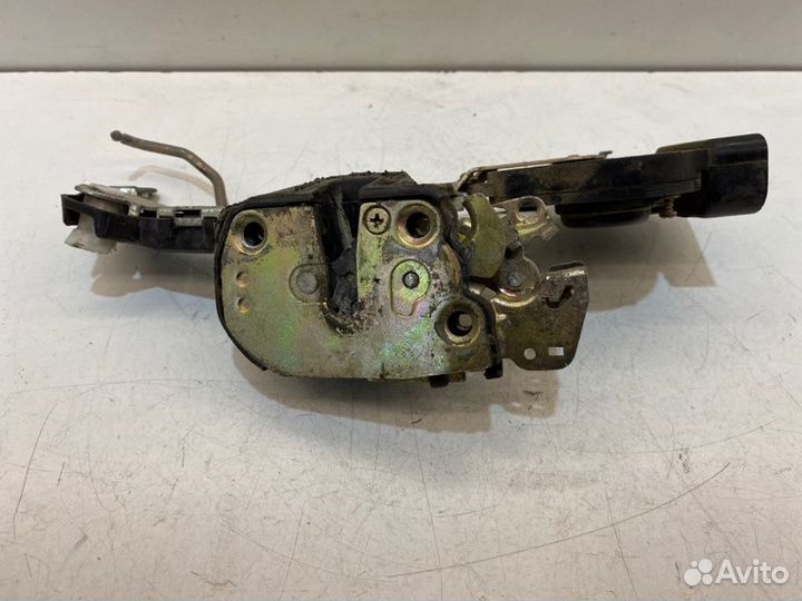 Замок боковой двери передний левый Byd F3 седан