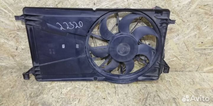 Диффузор вентилятора Ford Focus 2 рест. 2009