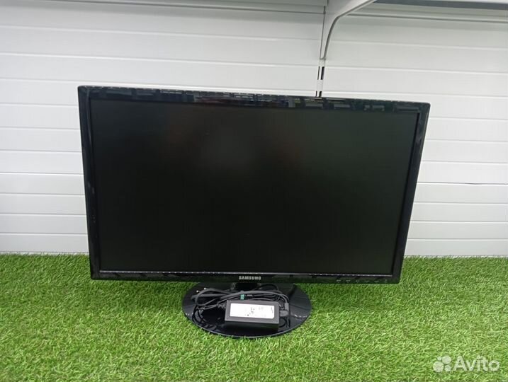 Монитор Samsung S24D332H (З)