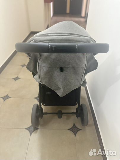 Прогулочная коляска Carello Bravo