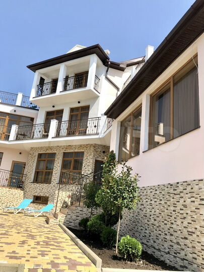 Комната 32 м² в 2-к., 3/3 эт.