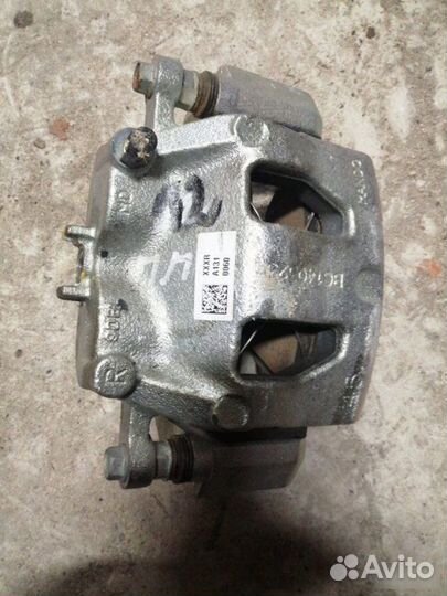 Суппорт передний правый Kia Mohave