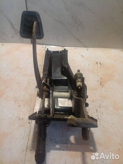 Узел педальный (блок педалей) LADA 2120 Надежда