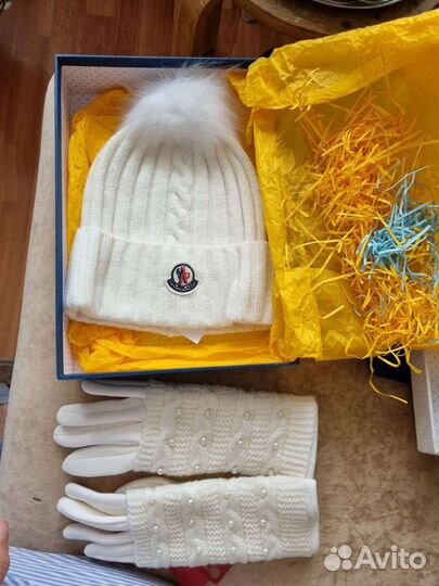 Набор шапка и перчатки