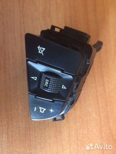 Блок управления магнитолой Chevrolet Cruze