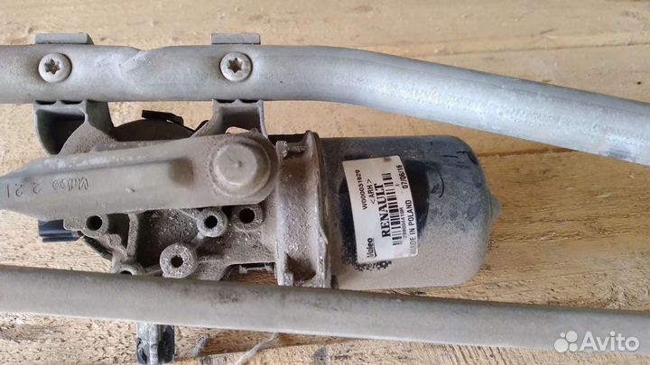 Моторчик дворников Renault Logan 2