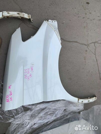 Крыло левое Nissan elgrand 51