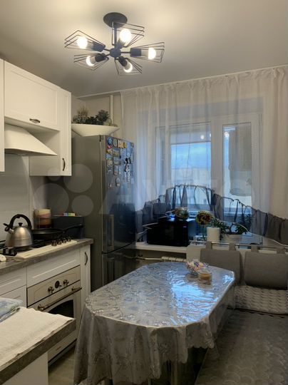 2-к. квартира, 45 м², 9/9 эт.