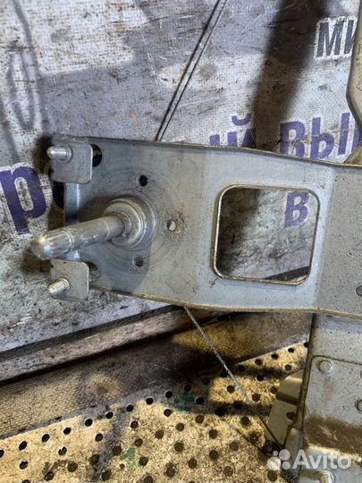 Стеклоподъемник электр. задний правый Renault Sand