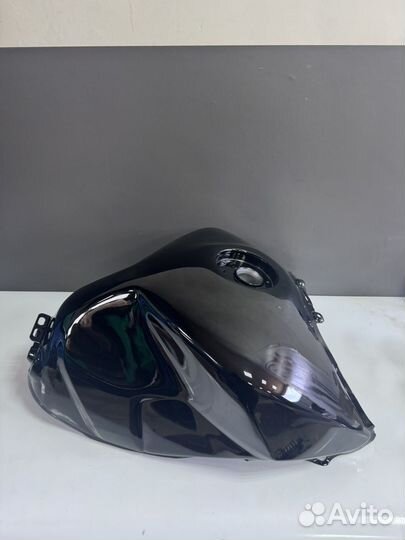 Бензобак Yamaha MT-09